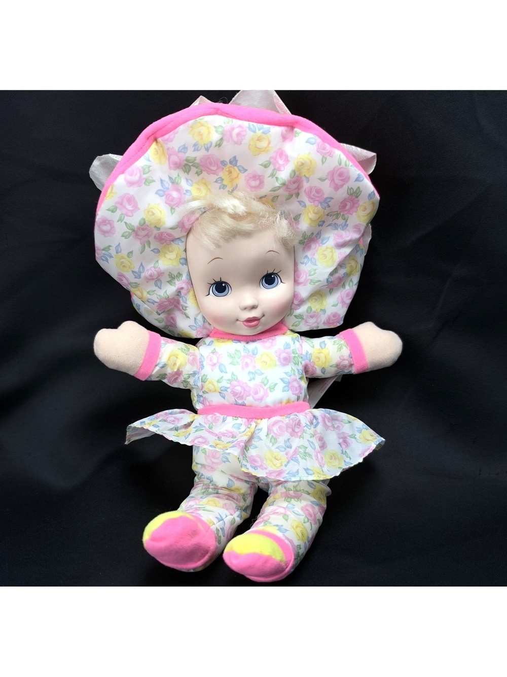 Vintage Playmates Wake Up Butter Cup Transforming Flower Doll 1996 Toy